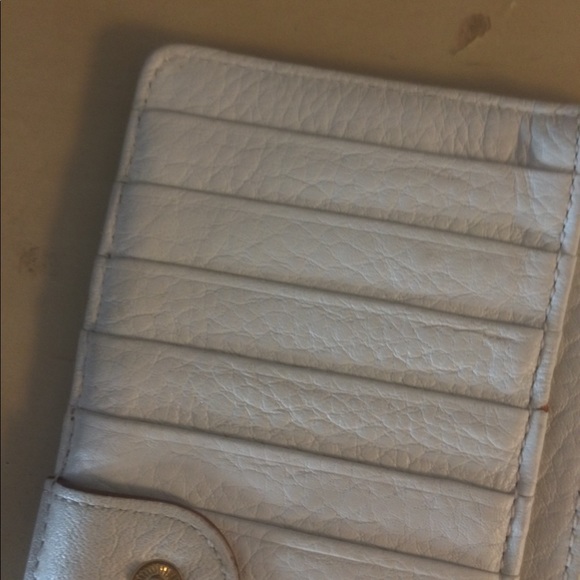 Kate Spade bi-fold Wallet Metallic Gold Leather - Picture 5 of 8